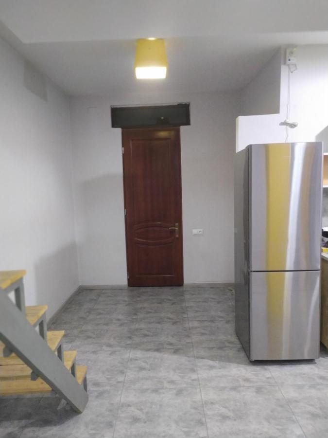 "Stairs"Guest House Jerevan Exteriör bild