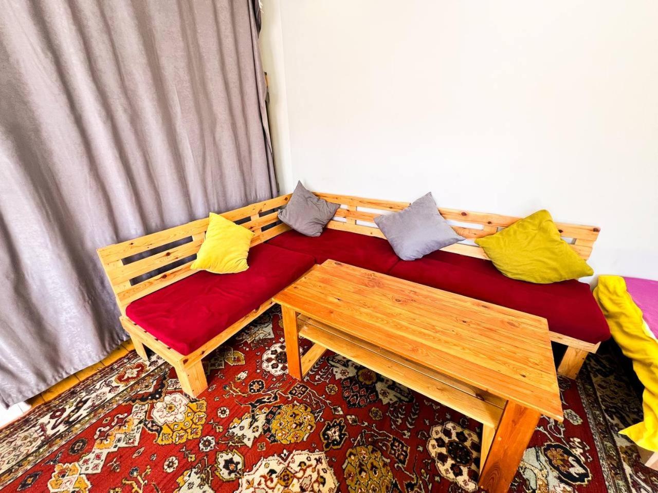 "Stairs"Guest House Jerevan Exteriör bild